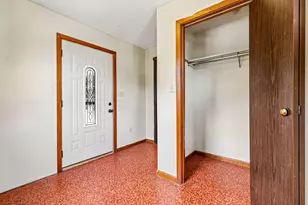 34 W Crescent Ave, Newport, KY 41071 - Photo 6