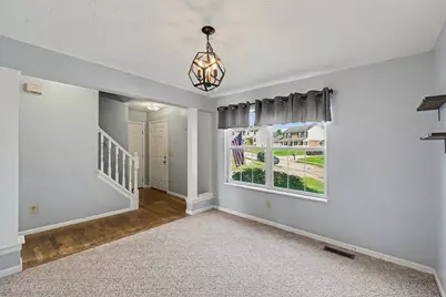 561 Buckshire, Florence, KY 41042 - Photo 6