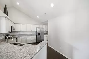 9104 Royal Oak Ln, Union, KY 41091 - Photo 12