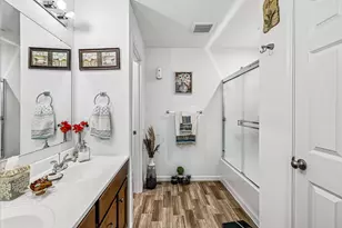 10494 Fairbourne Dr, Covington, KY 41015 - Photo 26