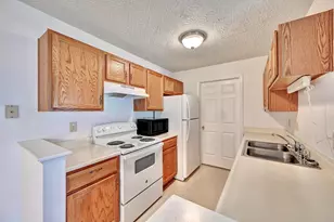 648 Friars Ln, Florence, KY 41042 - Photo 8