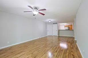 2123 Clareglen Dr, Crescent Springs, KY 41017 - Photo 4