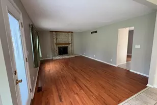 8442 Woodcreek Dr, Florence, KY 41042 - Photo 12