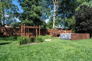 8442 Woodcreek Dr, Florence, KY 41042 - Photo 4