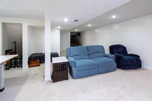 8442 Woodcreek Dr, Florence, KY 41042 - Photo 28