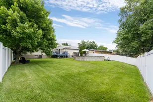 303 Center Park Dr, Florence, KY 41042 - Photo 26