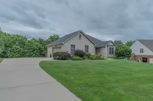 10651 Aspen Pl, Union, KY 41091 - Photo 2