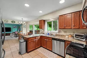 2069 Morningside Dr, Florence, KY 41042 - Photo 10