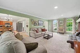2069 Morningside Dr, Florence, KY 41042 - Photo 6