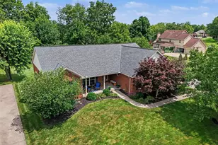 1604 Creekview Dr, Florence, KY 41042 - Photo 38