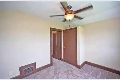 221 W 13th Street, Newport, KY 41071 - Photo 34