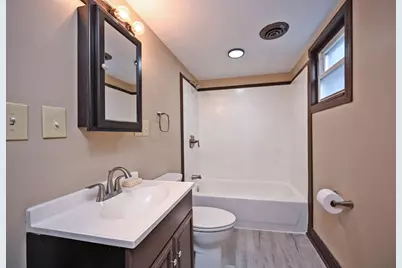 221 W 13th Street, Newport, KY 41071 - Photo 20