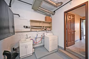 221 W 13th St, Newport, KY 41071 - Photo 24
