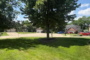 2640 Majestic Prince Dr, Burlington, KY 41005 - Photo 34