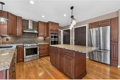 8142 Heatherwood Drive, Florence, KY 41042 - Photo 6