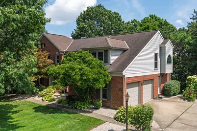8142 Heatherwood Drive, Florence, KY 41042 - Photo 2