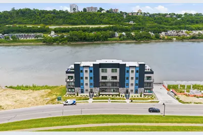 747 Manhattan Boulevard #204, Dayton, KY 41074 - Photo 1