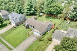 8436 Woodcreek Dr, Florence, KY 41042 - Photo 2