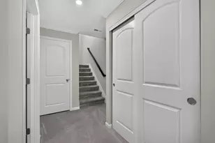 2233 Piazza RDG, Covington, KY 41017 - Photo 2