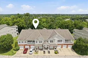 1136 Periwinkle Dr, Florence, KY 41042 - Photo 2