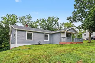 960 Ridgeview Dr, Florence, KY 41042 - Photo 4