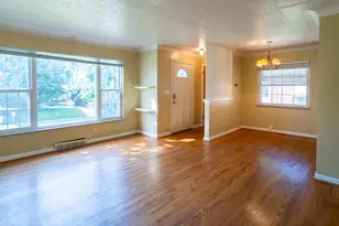 114 Garden Way, Fort Thomas, KY 41075 - Photo 6