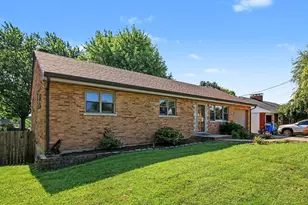 811 Kenridge Dr, Villa Hills, KY 41017 - Photo 1