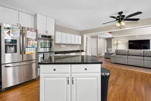 1082 Bold Forbes Ct, Union, KY 41091 - Photo 10