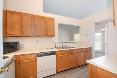 32 Highland Meadows Circle #11, Highland Heights, KY 41076 - Photo 10