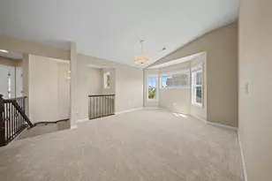 2260 Paragon Mill Dr, Burlington, KY 41005 - Photo 10