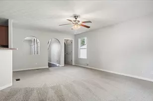 338 Molise Cir, Walton, KY 41094 - Photo 10