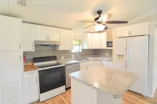 390 Lynn Ln, Falmouth, KY 41040 - Photo 16