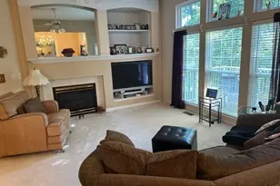 6511 Berwick Ct, Florence, KY 41042 - Photo 2