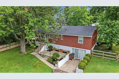 24 Burk Avenue, Florence, KY 41042 - Photo 2