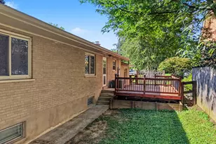 302 Hazelwood Dr, Covington, KY 41011 - Photo 6