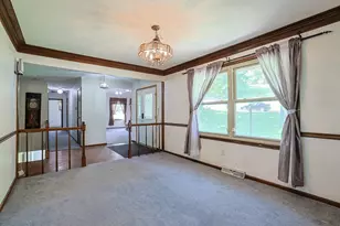 736 Parkview Dr, Latonia, KY 41015 - Photo 6