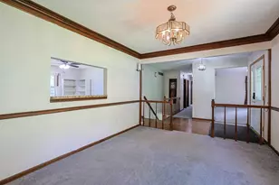 736 Parkview Dr, Latonia, KY 41015 - Photo 8