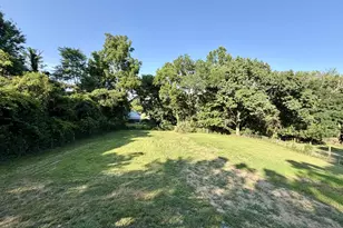 33 Eastern Ave, Elsmere, KY 41018 - Photo 14