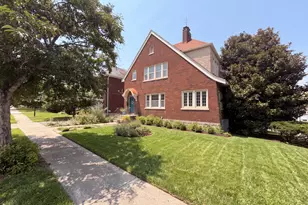 831 N Ft Thomas Ave, Fort Thomas, KY 41075 - Photo 2