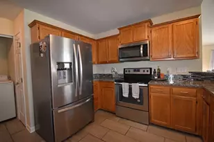 822 Horseshoe Ln, Florence, KY 41042 - Photo 10