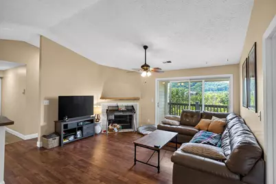 70 Creekwood Drive #12, Wilder, KY 41071 - Photo 6