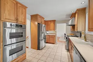 2820 University Cir, Crescent Springs, KY 41017 - Photo 10