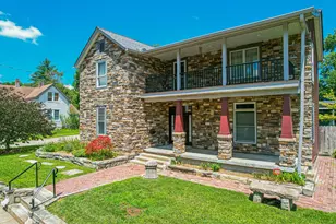 166 E 43rd St, Covington, KY 41015 - Photo 2