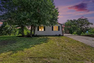 950 Reeves Rd, Dry Ridge, KY 41035 - Photo 2