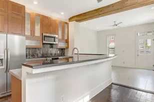 128 W 10th St, Covington, KY 41011 - Photo 14