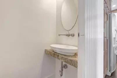 128 W 10th Street, Covington, KY 41011 - Photo 12