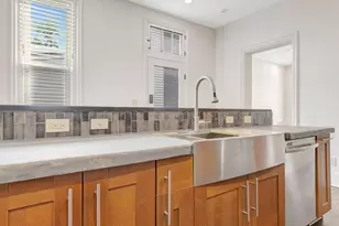 128 W 10th St, Covington, KY 41011 - Photo 18