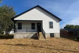 90 Botts St, Owenton, KY 40359 - Photo 4