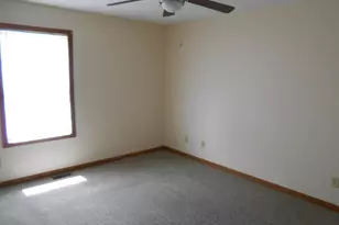 404 N Rhonda Dr, Falmouth, KY 41040 - Photo 8