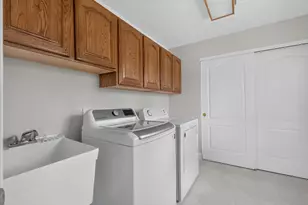 960 Dustwhirl Dr, Union, KY 41091 - Photo 18